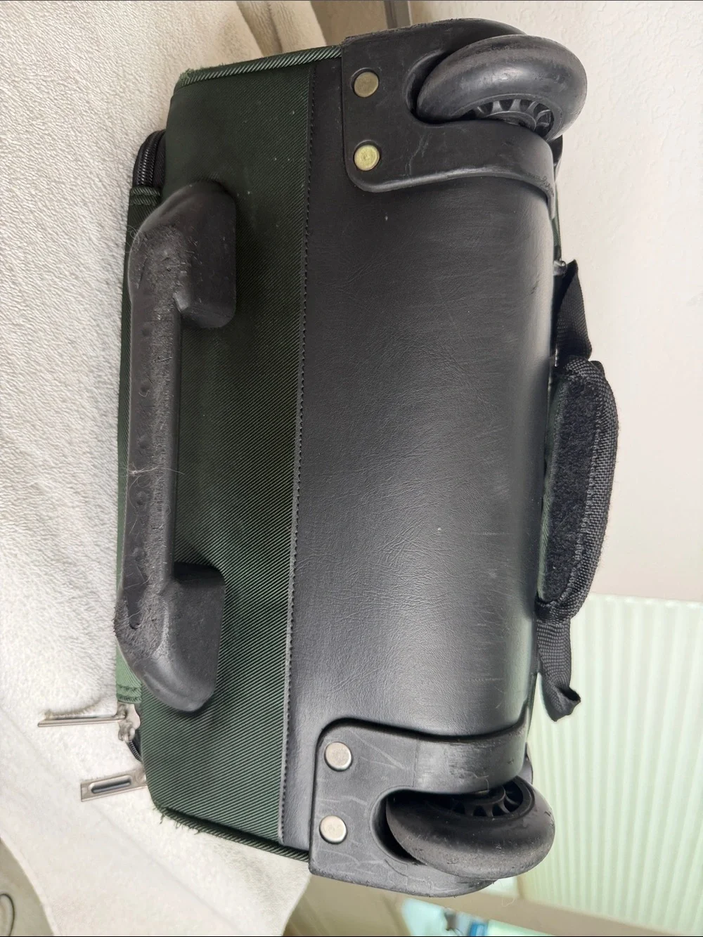 Dalsey Paris Green Men's Travel case 2 wheels